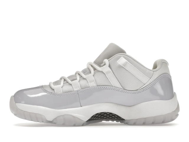 Jordan Jordan 11 Retro Low Pure Violet (Women's) - view 3