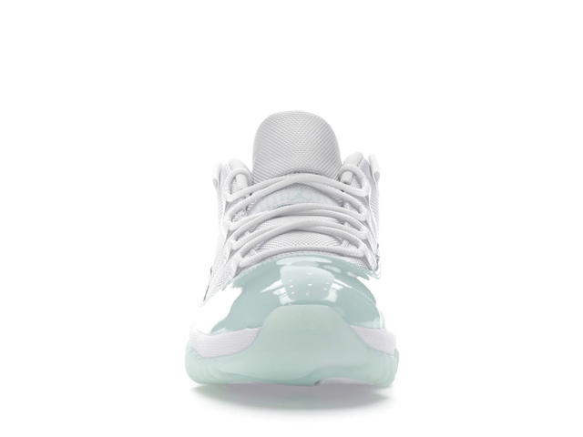 Jordan Jordan 11 Retro Low Igloo (Women's) - view 2