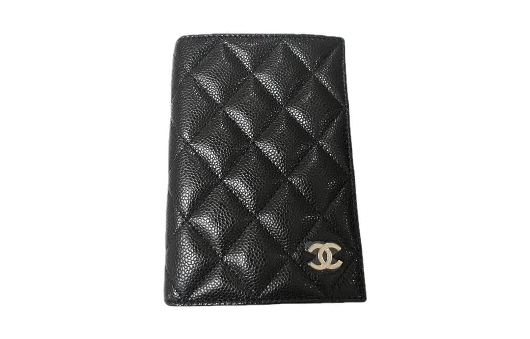 Chanel Chanel Grained Litchi Cow Leather Passport Holder With Card Slot Women's Black