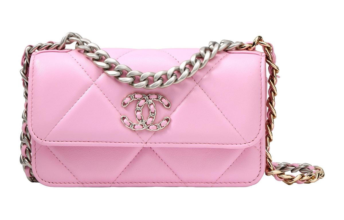 Chanel Chanel 19Bag Shiny Lambskin Shoulder Bag Crossbody Bag Women's Pink