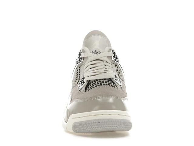 Jordan Jordan 4 Retro Frozen Moments (Women's) - view 2