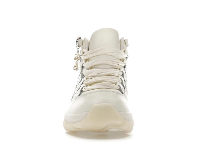 Jordan Jordan 11 Retro Grand Finale (Women's) - view 2