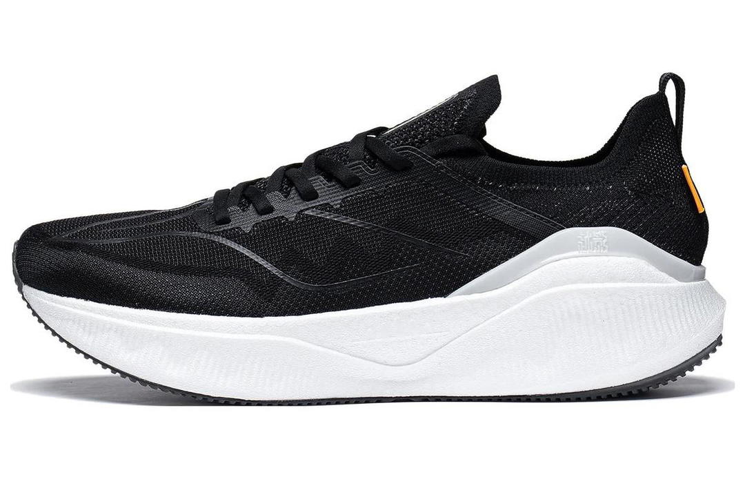 Li-Ning LiNing YueYing 3.0 Pro Anti Slip Wear Resistant Low Top Running Shoes Men's Black White