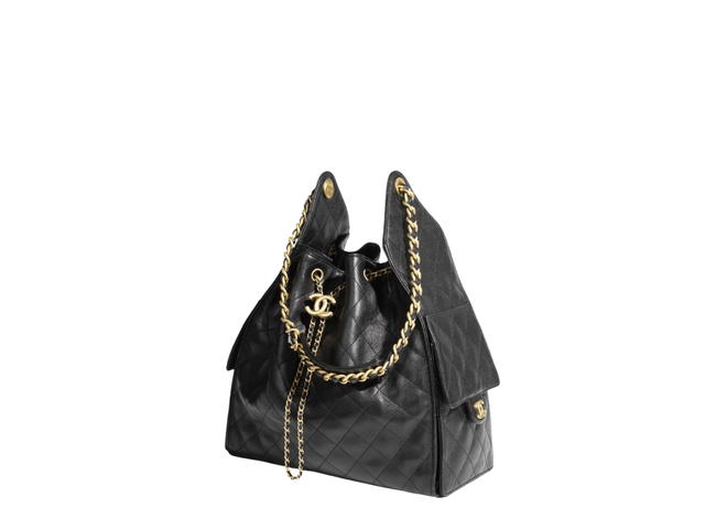 Chanel Chanel 25 Medium Handbag In Grained Calfskin With Gold Hardware - view 2