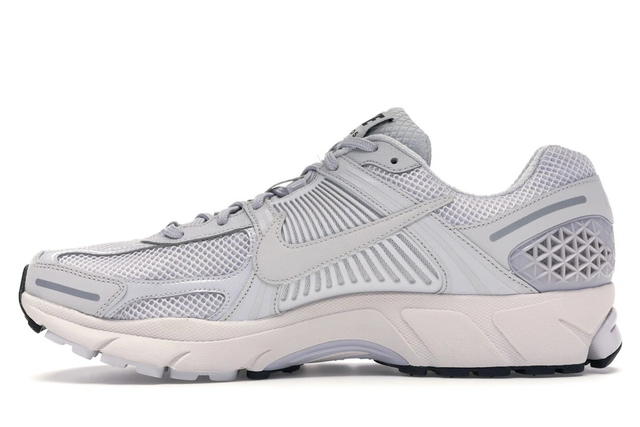 Nike Nike Zoom Vomero 5 SP Vast Grey - view 3
