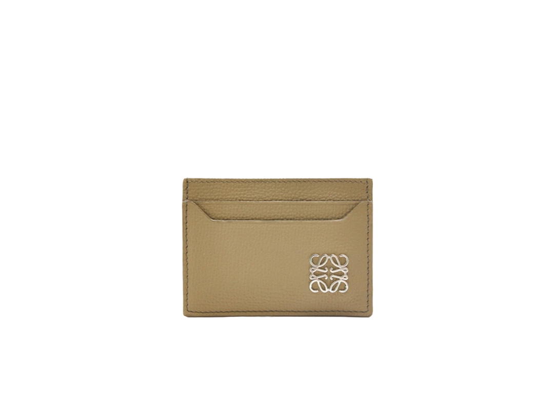 Loewe Loewe Anagram Plain Card Holder In Pebble Grain Calfskin Artichoke Green