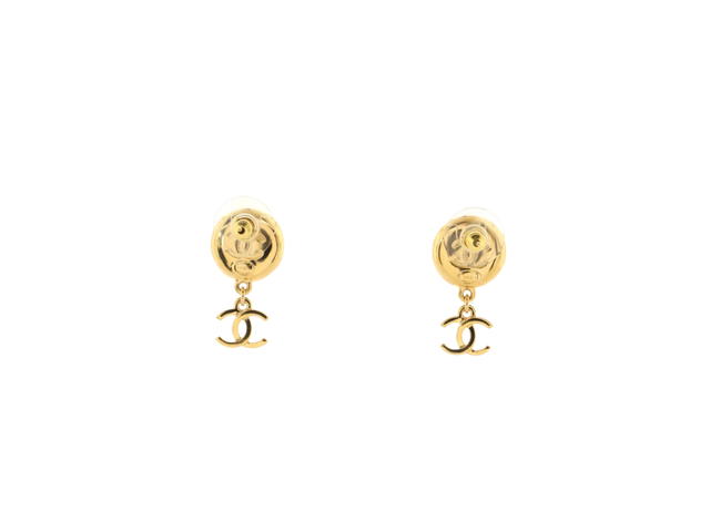 Chanel Chanel Camellia Cc Drop Earrings In Gold Metal with Leather - view 2