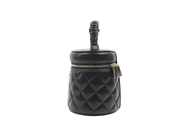 Chanel Chanel Vanity Case Small 22S In Shiny Lambskin With Gold Hardware Black - view 3