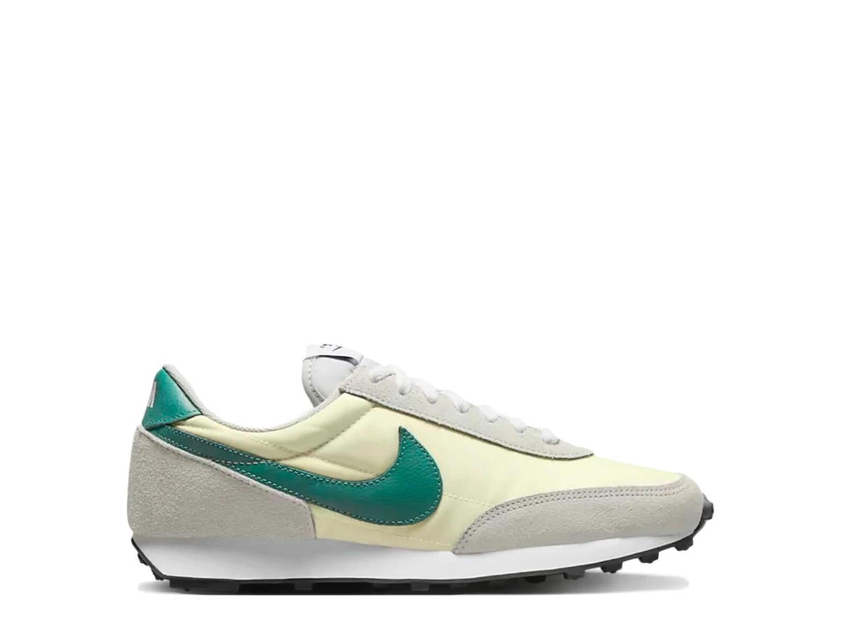 Nike Nike Daybreak Coconut Milk Green (Women's)