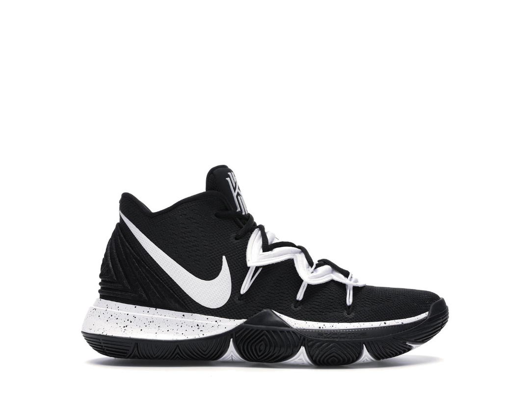 Nike Nike Kyrie 5 Team Black White