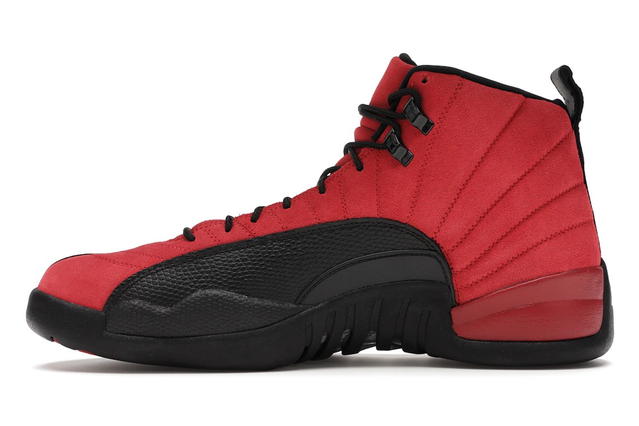 Jordan Jordan 12 Retro Reverse Flu Game - view 3