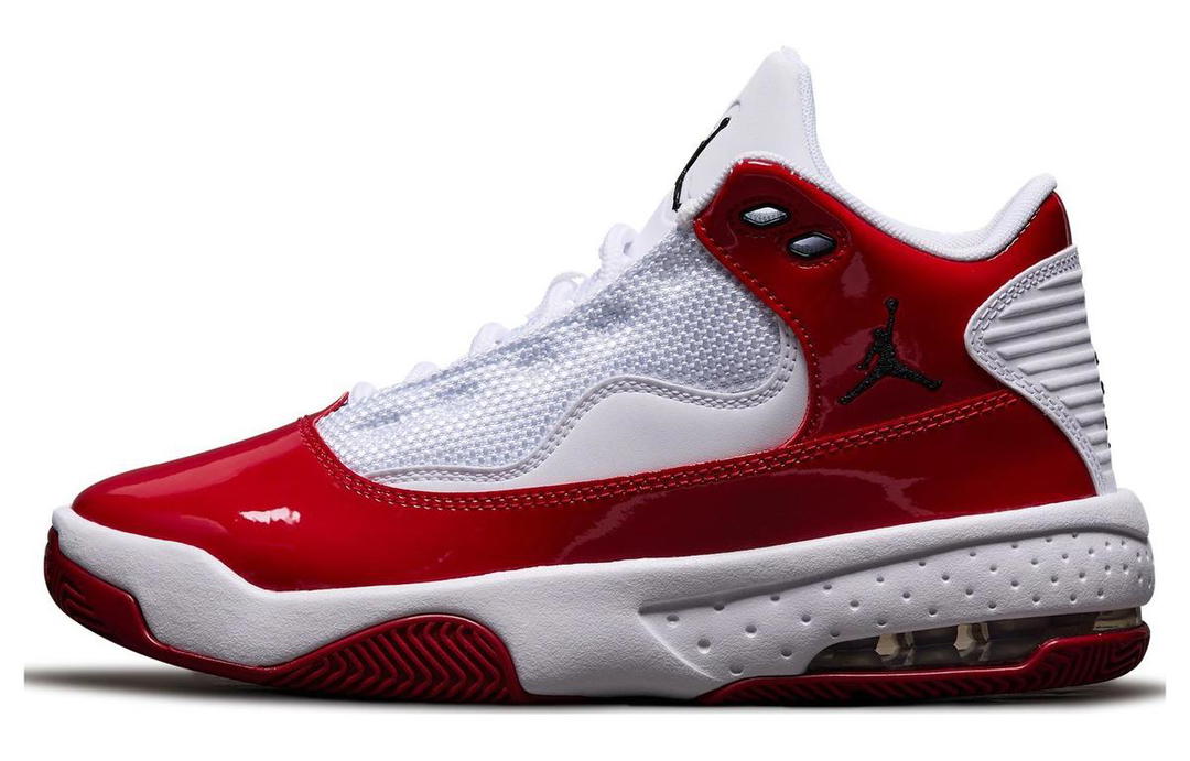 Jordan Jordan Max Aura 2 Kids Basketball Shoes