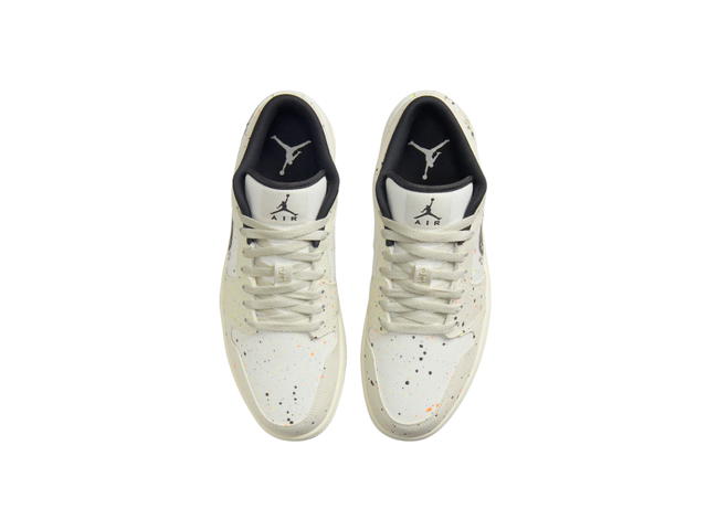 Nike Air Jordan 1 Low Paint Splatter - view 3