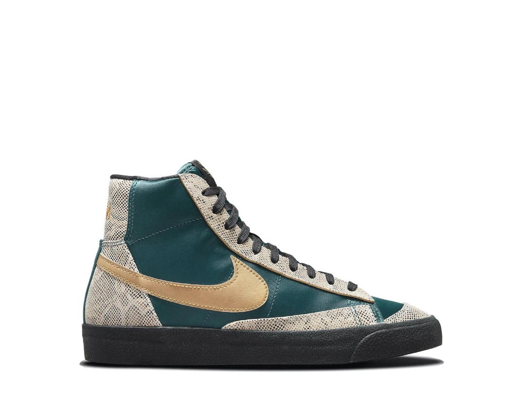 Nike Nike Blazer Mid 77 Lucha Libre (Women's)