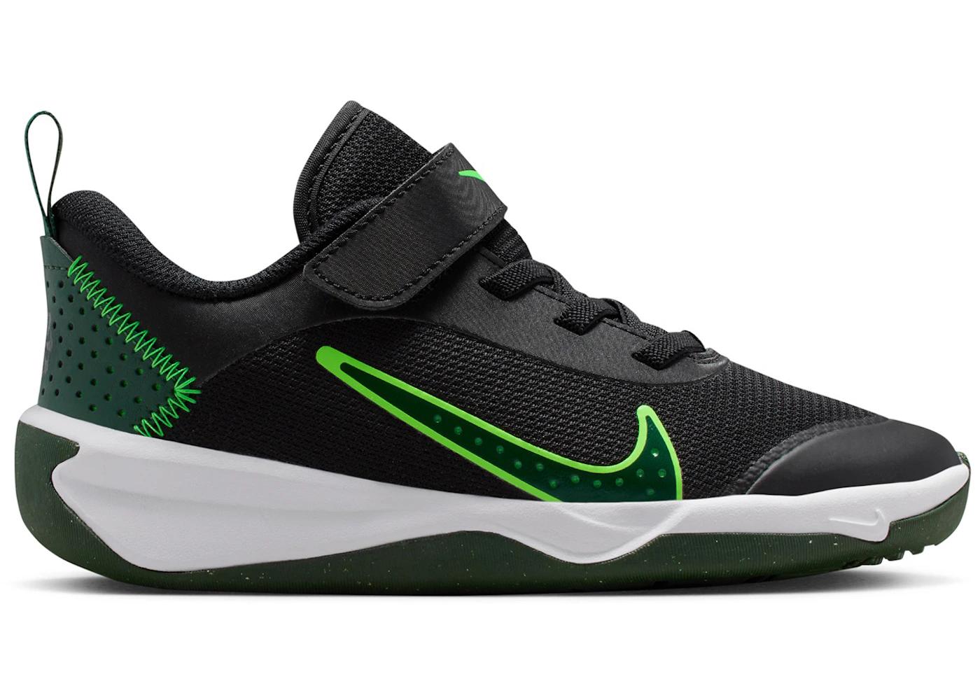 Nike Nike Omni Multi-Court Black Green Strike (PS)