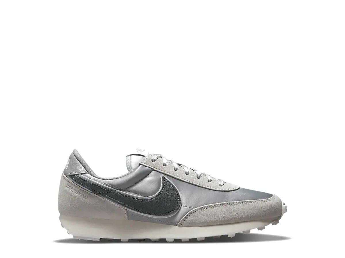 Nike Nike Daybreak Light Smoke Gray (Women's)