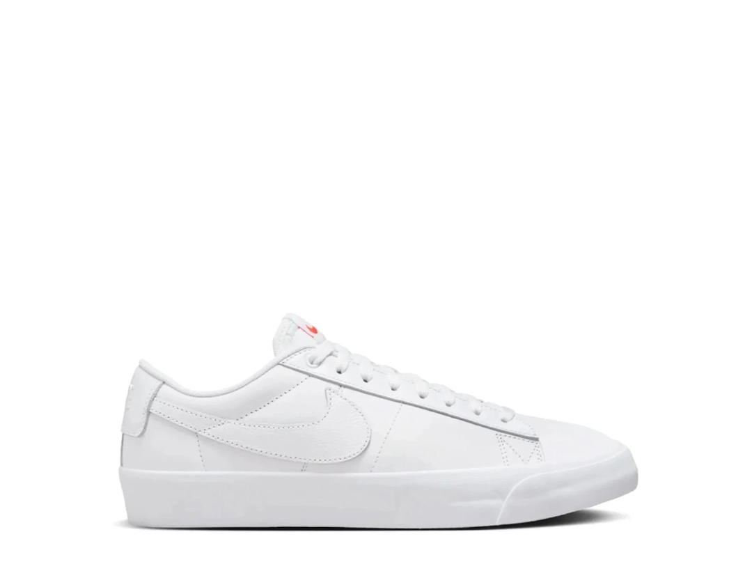 Nike Nike SB Zoom Blazer Low Pro GT ISO Triple White
