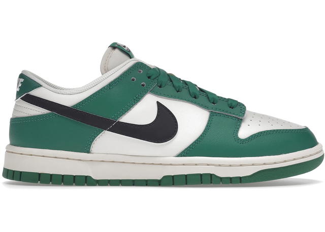 Nike Nike Dunk Low SE Lottery Pack Malachite Green - view 1