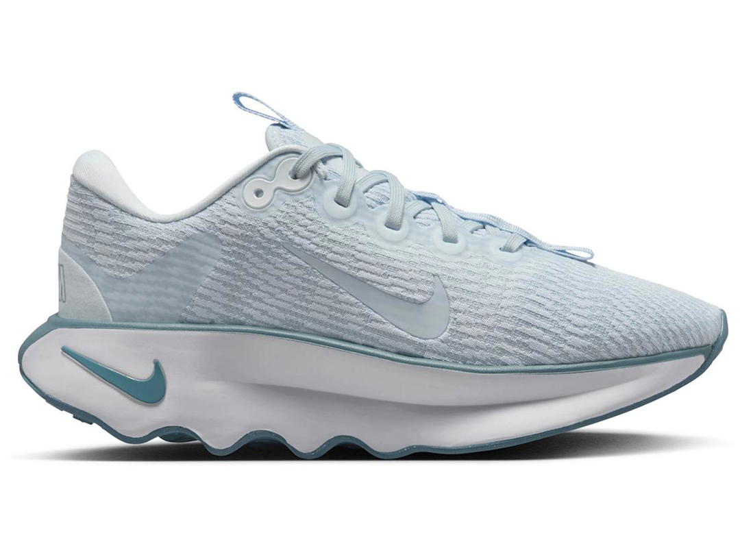 Nike Nike Motiva Blue Tint Light Armory Blue Smokey Blue (Women's)