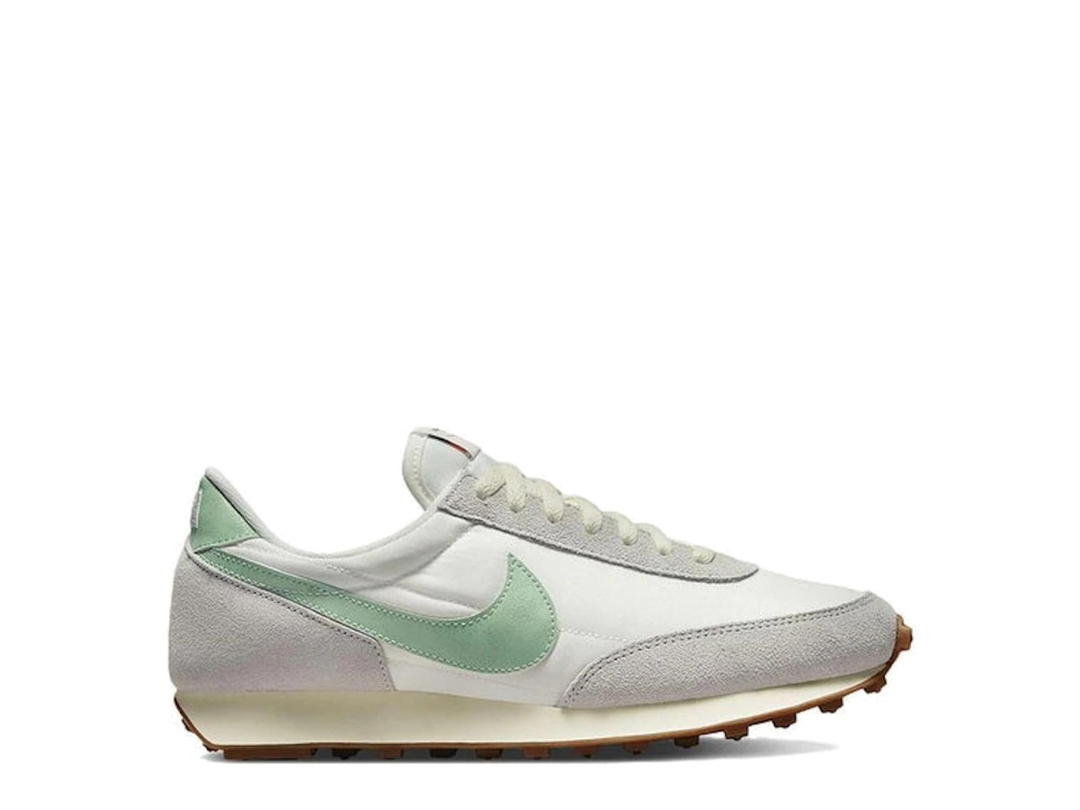 Nike Nike Daybreak SE Enamel Green (Women's)