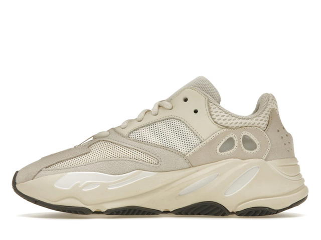adidas adidas Yeezy Boost 700 Analog - view 3