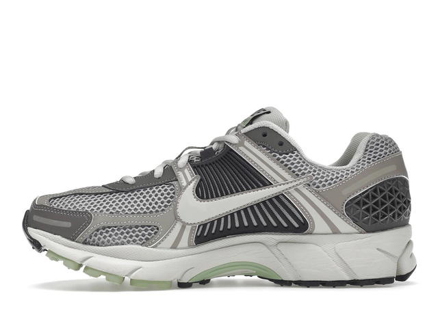 Nike Nike Zoom Vomero 5 Cobblestone Flat Pewter (Women's) - view 3
