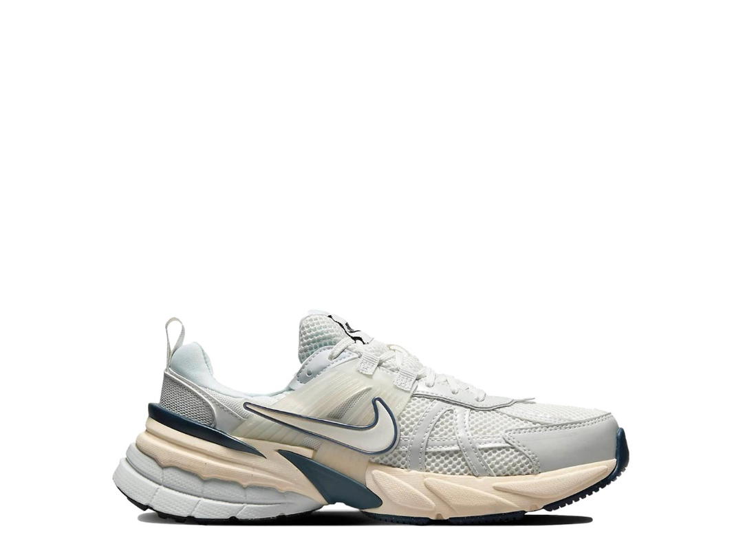 Nike Nike V2K Run Platinum Tint (Women's)