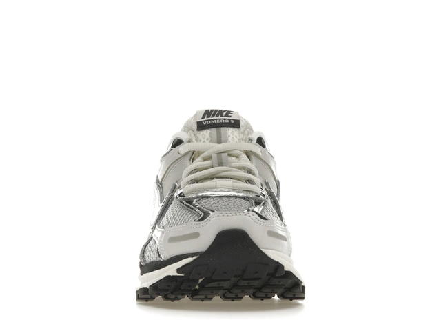 Nike Nike Zoom Vomero 5 Photon Dust Metallic Silver (Women's) - view 2