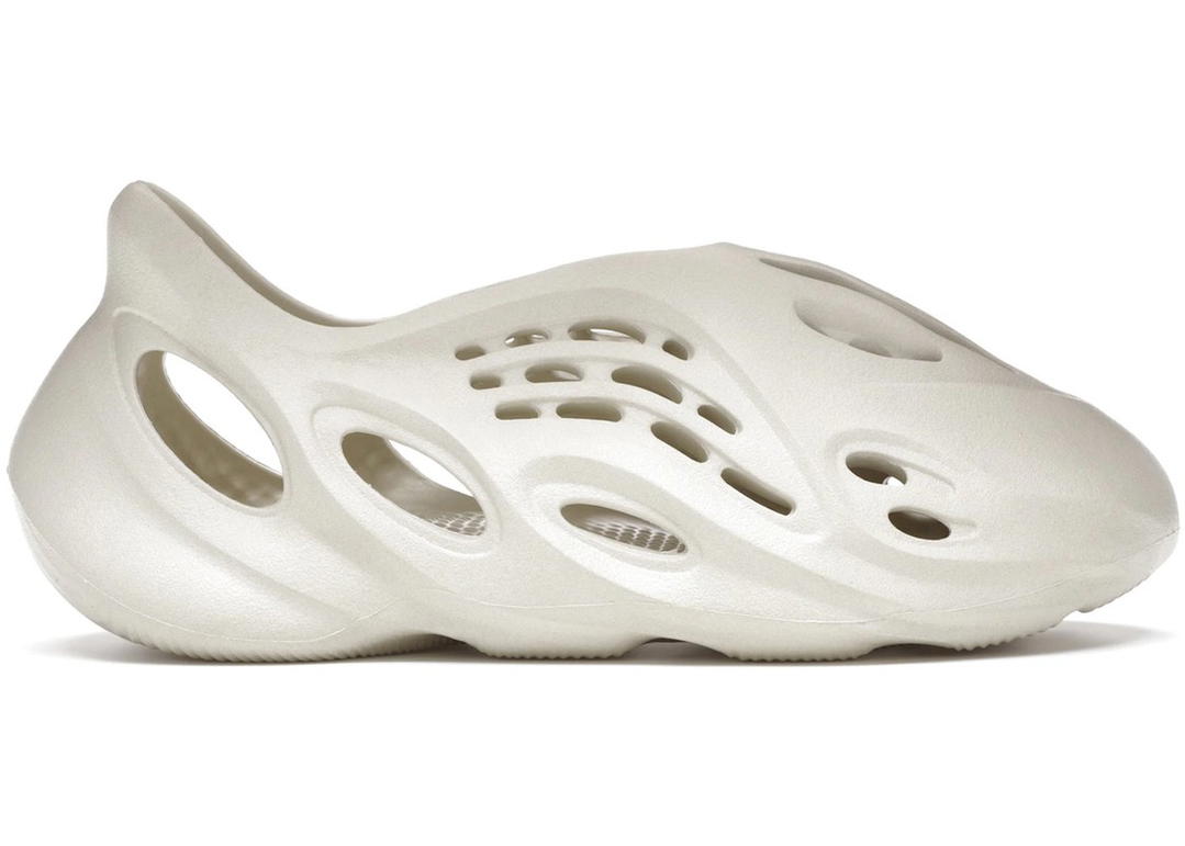 adidas adidas Yeezy Foam RNNR Sand