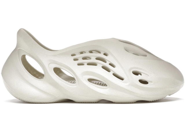 adidas adidas Yeezy Foam RNNR Sand - view 1