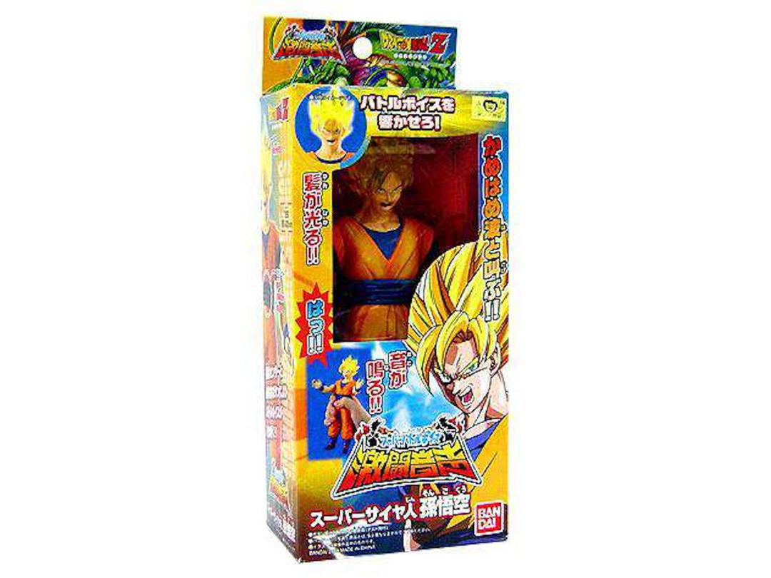 Bandai Bandai Japan Dragon Ball Z Light & Sound Super Saiyan Goku Action Figure