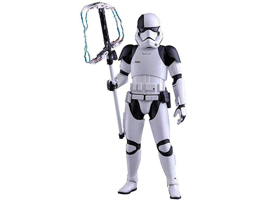 Hot Toys Hot Toys Star Wars The Last Jedi Executioner Trooper Action Figure White & Black