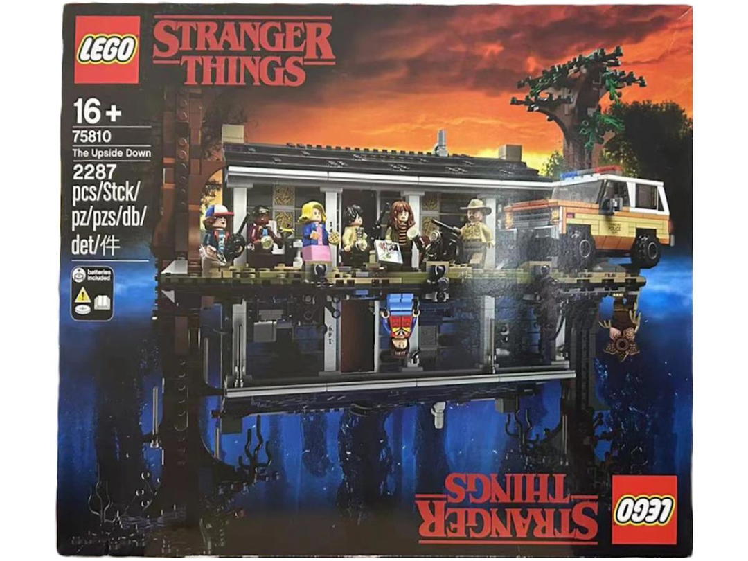 LEGO LEGO Stranger Things The Upside Down Set 75810