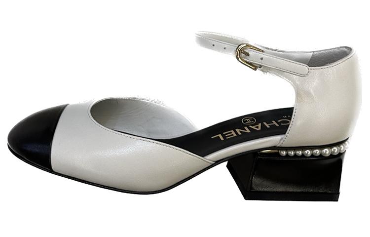 Chanel Chanel Casual Single Shoes Women's White