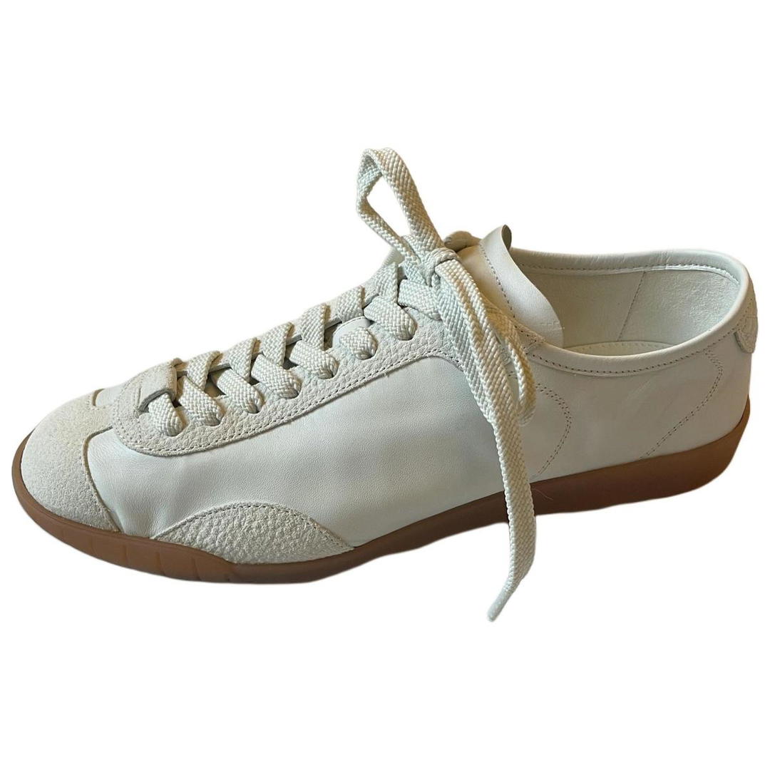 Chanel Chanel Low Top Casual Shoes Women's White