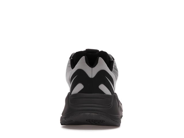 adidas adidas Yeezy Boost 700 MNVN Metallic - view 4