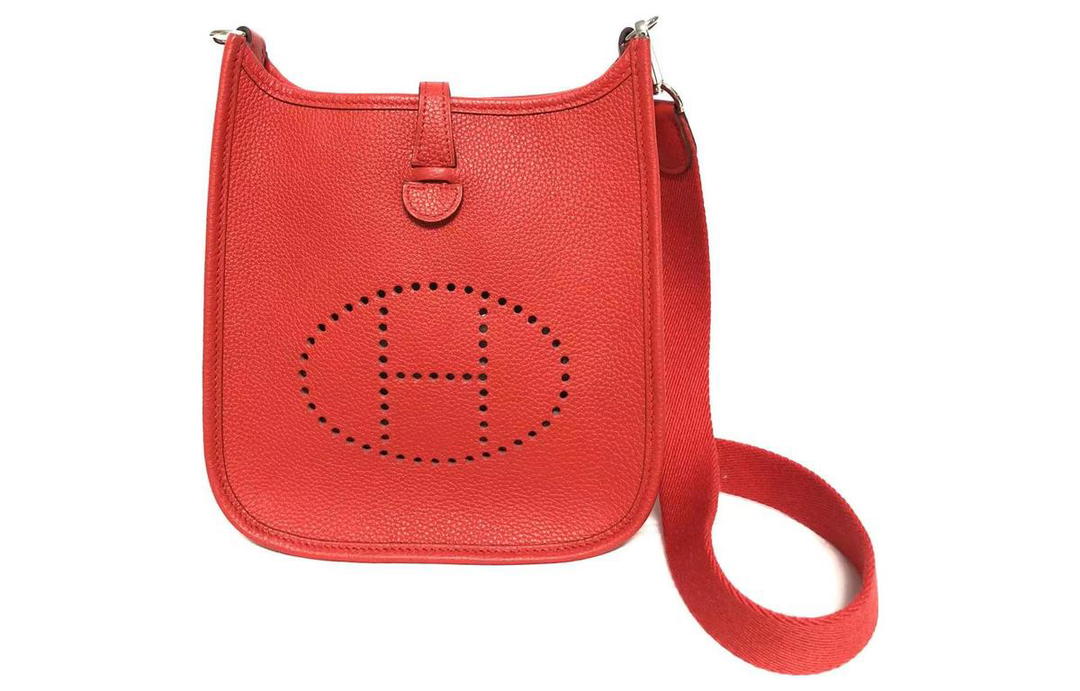 Hermes Hermes Evelyne Crossbody Bags