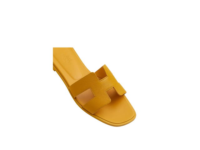 Hermes Hermes Oran Sandal In Epsom Calfskin With Iconic H Cut-Out Jaune Topaze - view 4