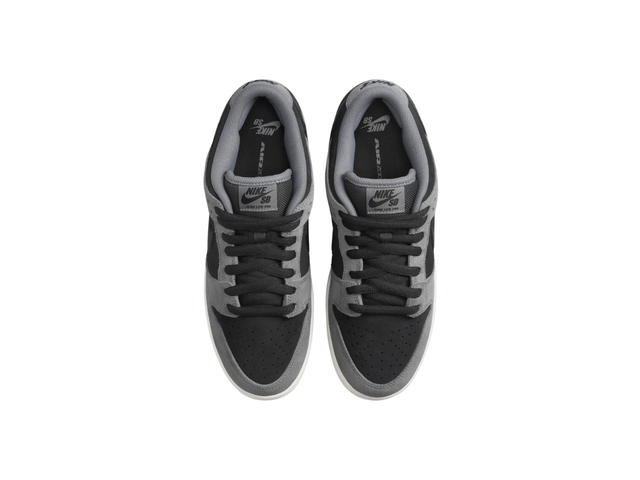 Nike Nike SB Dunk Low Dark Smoke Grey - view 4