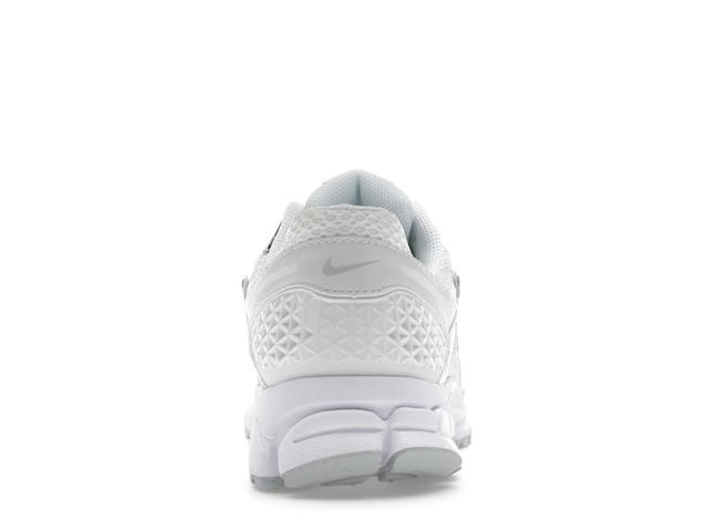 Nike Nike Zoom Vomero 5 Chrome Toe (Women's) - view 4