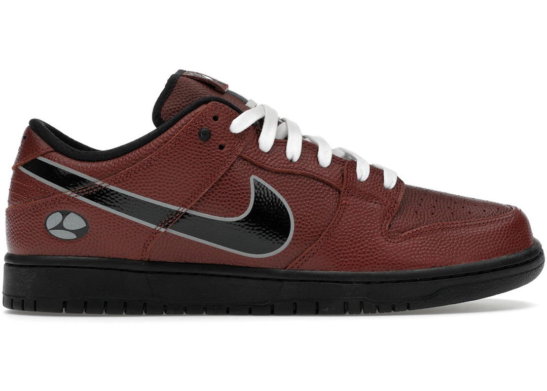 Nike Nike SB Dunk Low Limosine Skateboards