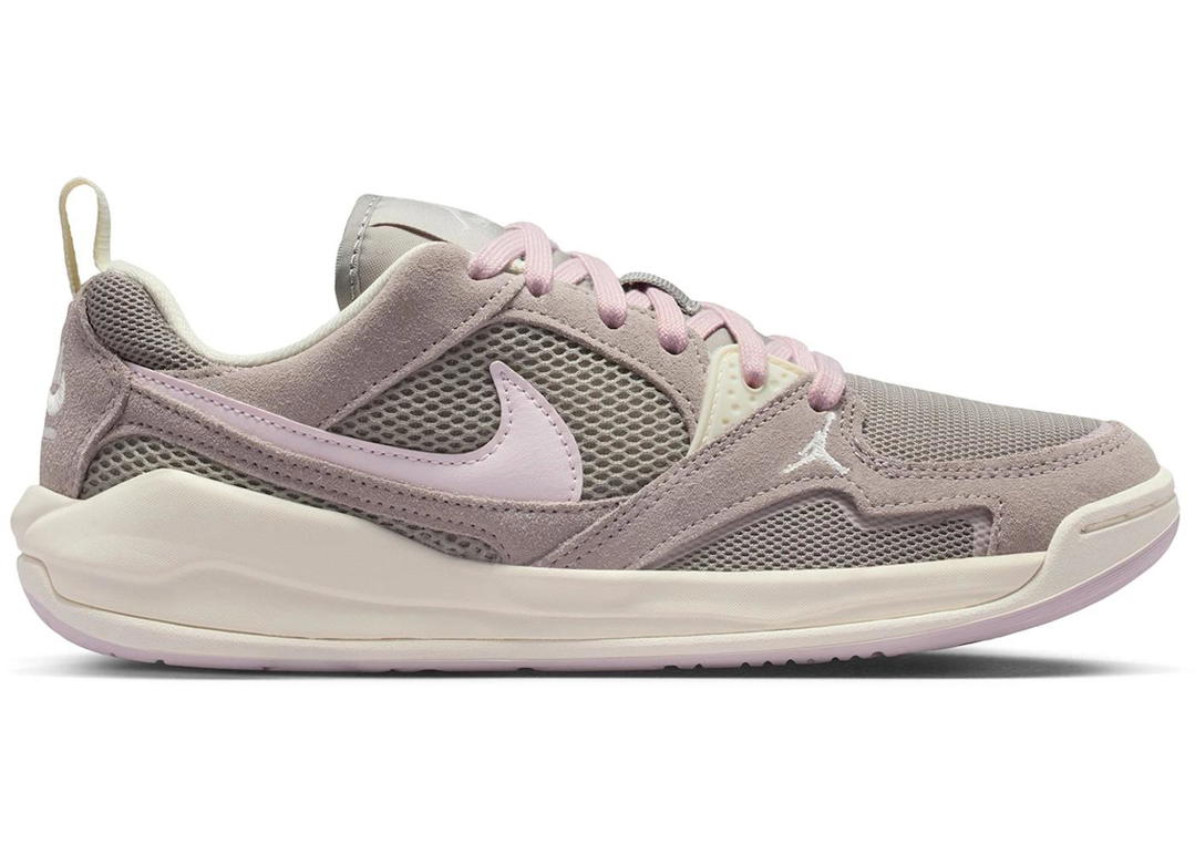 Jordan Jordan CMFT Era Enigma Stone Particle Rose (Women's)