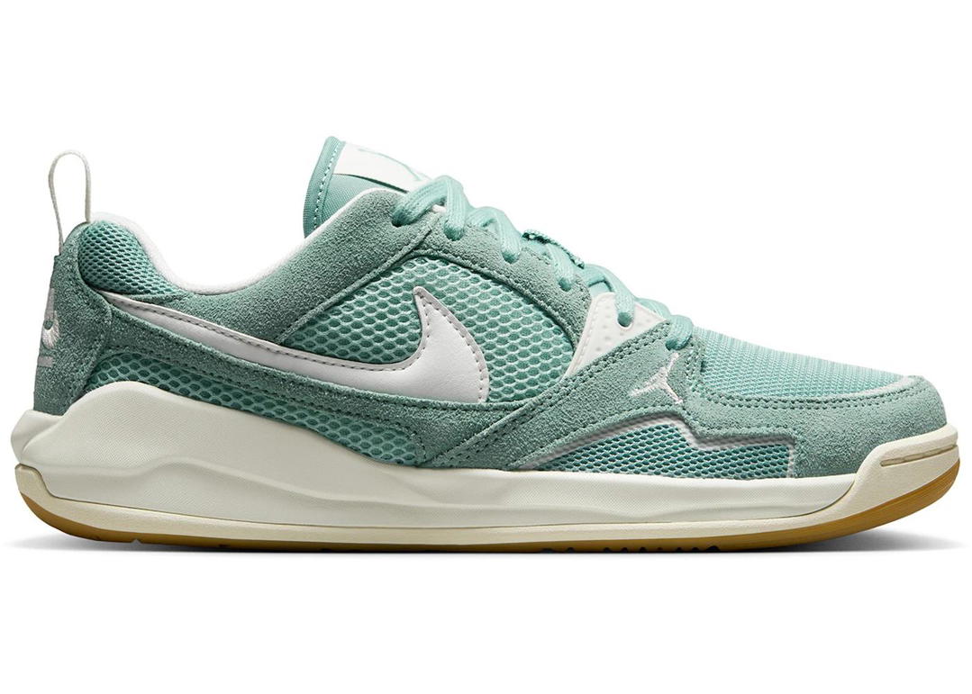 Jordan Jordan CMFT Era Cannon Sail (Women's)