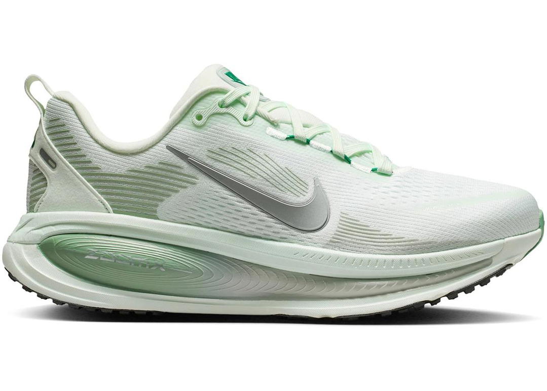 Nike Nike Vomero 18 Barely Green Steam Light Silver (Women's)
