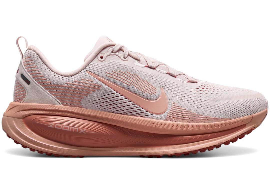 Nike Nike Vomero 18 Light Soft Pink Light Madder Root Arctic Orange Madder Root (Women's)