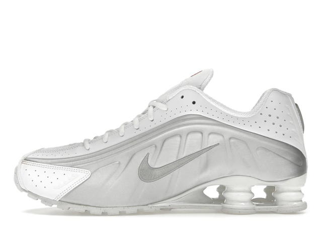 Nike Nike Shox R4 Metallic Silver - view 3