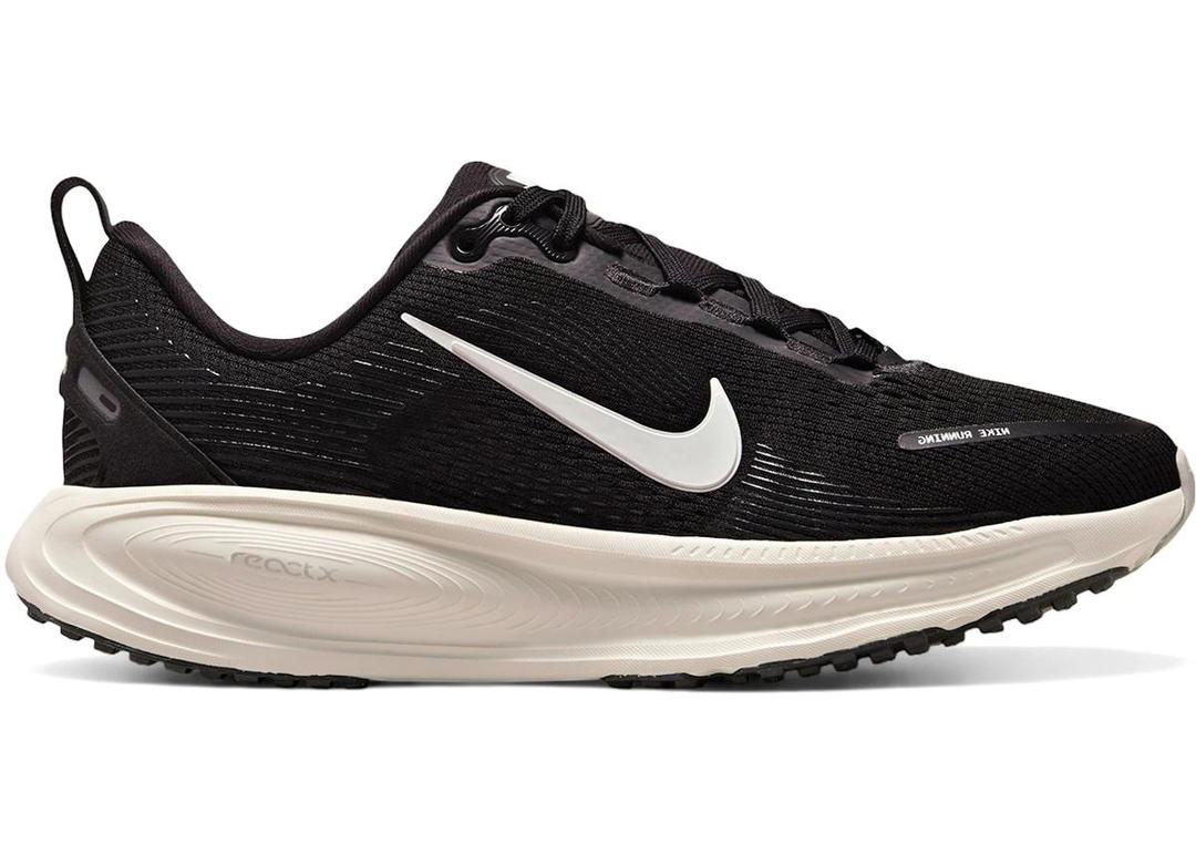 Nike Nike Vomero 18 Black Coconut Milk Iron Ore Summit White (GS)