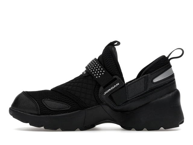 Jordan Jordan Trunner LX Triple Black (Women's) - view 3