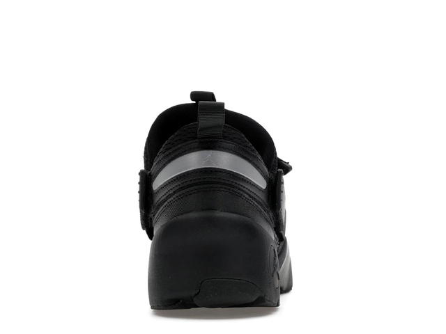 Jordan Jordan Trunner LX Triple Black (Women's) - view 4