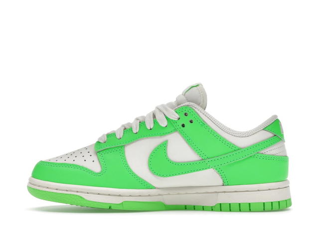 Nike Nike Dunk Anti Slip Wear Resistant Low Top Skateboard Shoes Women's Green - view 3